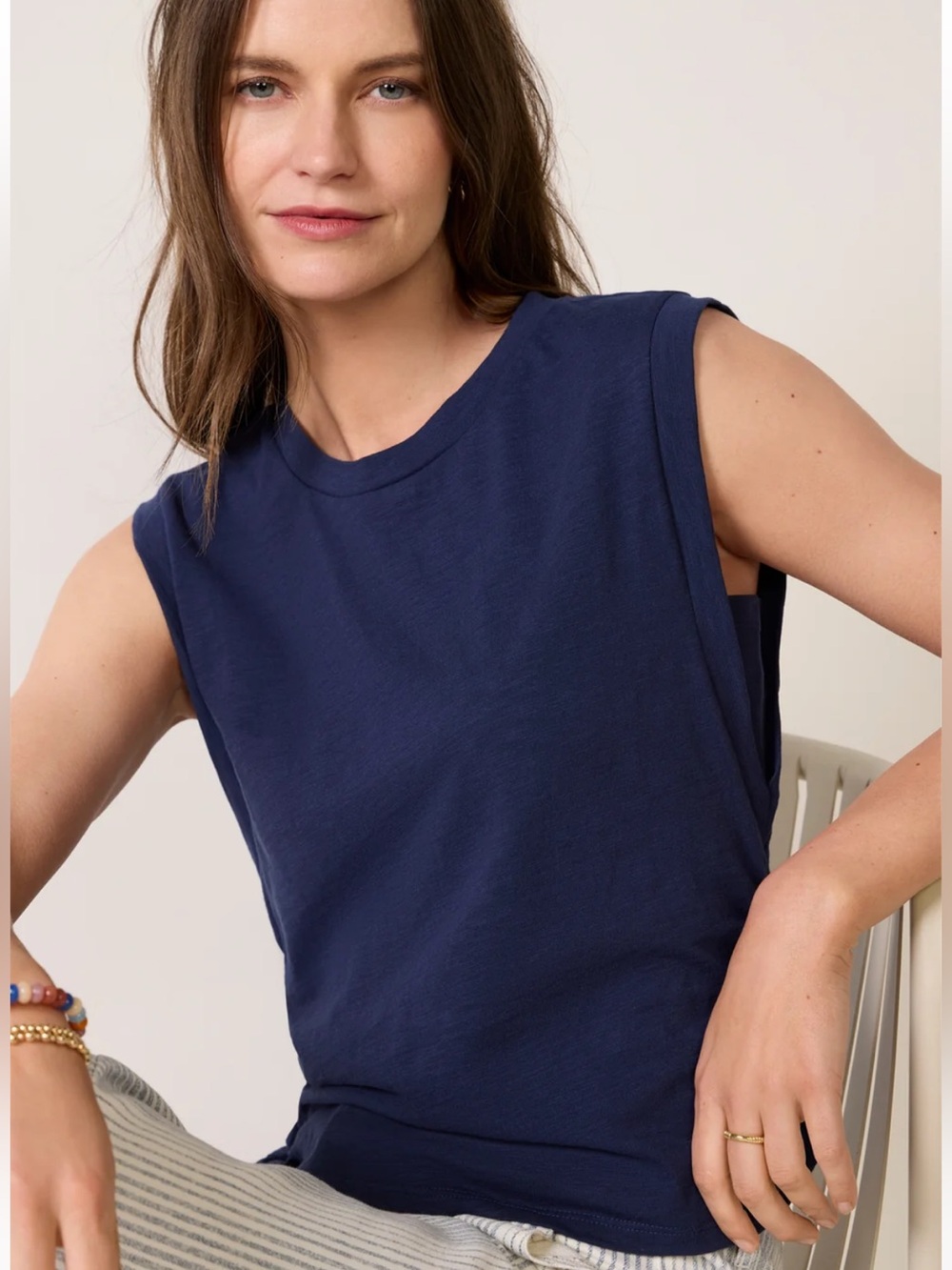 Evereve Owen muscle tee shirt top size M new blue crewneck cotton basic ruched